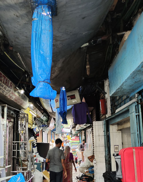 Tarpaulin Shed with In-built Water Drain - Photo