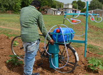 Bicycle Sprayer - Photo